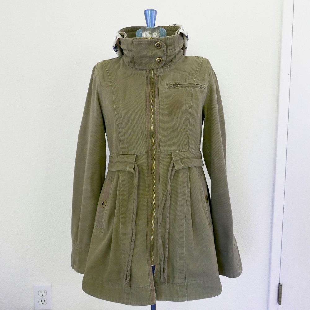 TULLE Army Green Jacket M